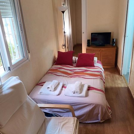 Apartamentos Vialia Sol Y Playa Málaga Exterior foto