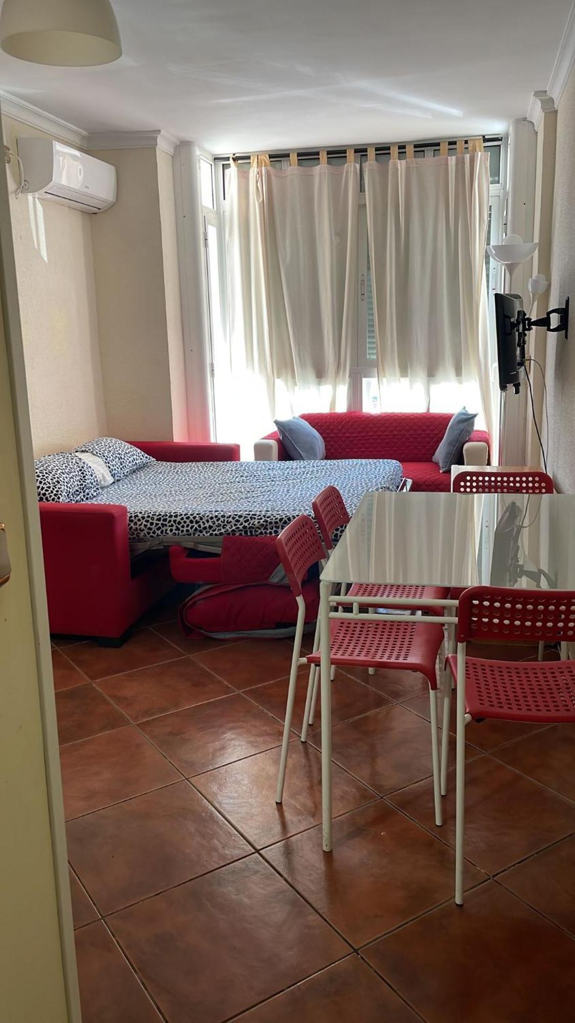 Apartamentos Vialia Sol Y Playa Málaga Exterior foto